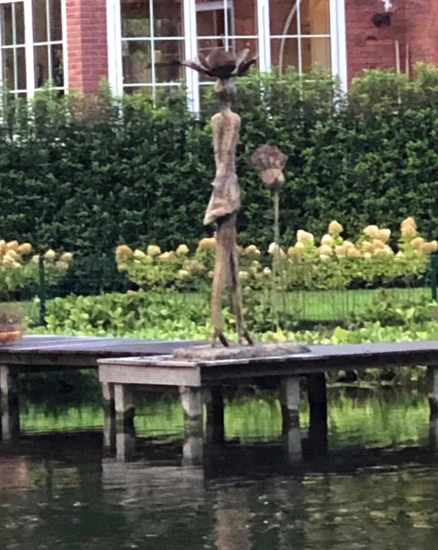 Bronzes, Emilie Cummings-Enneking, Height: 270 cm