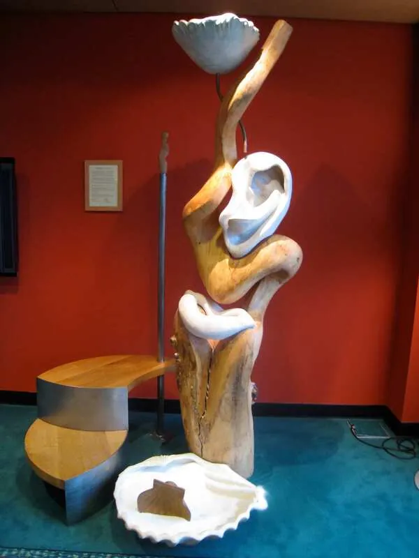 Mixed media, Emilie Cummings-Enneking, Height: 250 cm